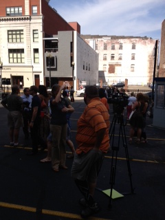 For those of you that think that Kim Bumpus of Visit Knoxville is not animated. Oh Well, before the camera here she is.