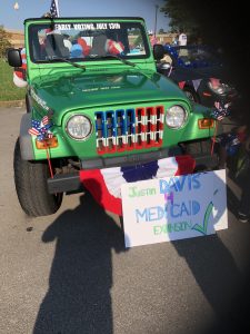 The detail on the Jeep supporting Justin Davis was AWESOME